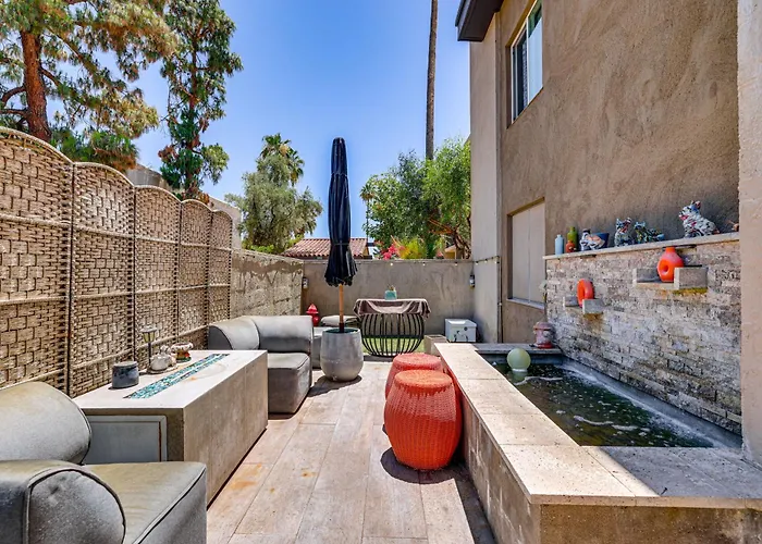 Private Hot Tub + Patio: By Camelback Mtn! * Phoenix